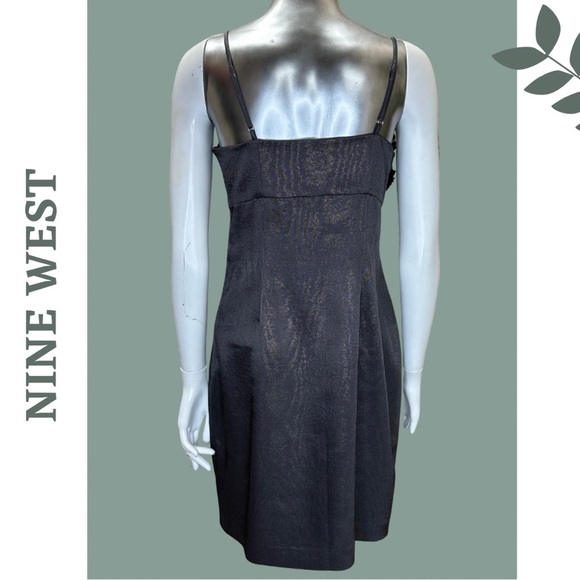 Nine West Mini Dress Grey Gold Spaghetti
Strap Rosette Flower Detail Size 6 - Picture 5 of 8